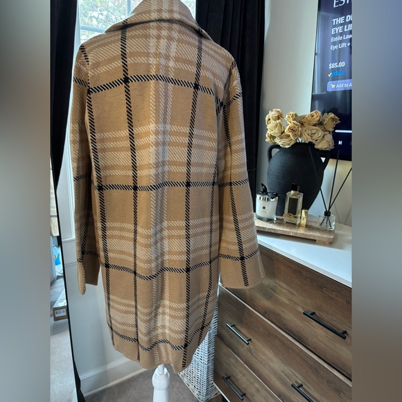 Anne Klein Tan and Black Knit Jacket NWOT!! - Picture 5 of 7